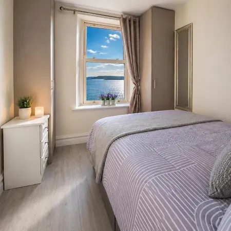 Unit 5 Stunning Oceanview Apartamento Cobh